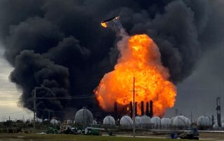 refinery-explosion-texas